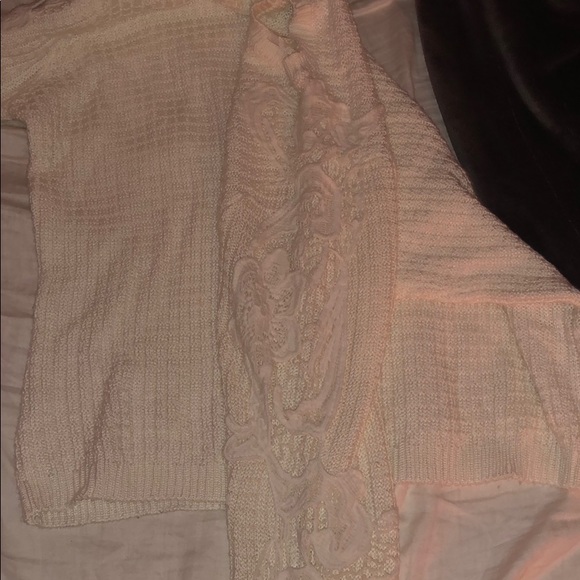 White sweater - Picture 3 of 3